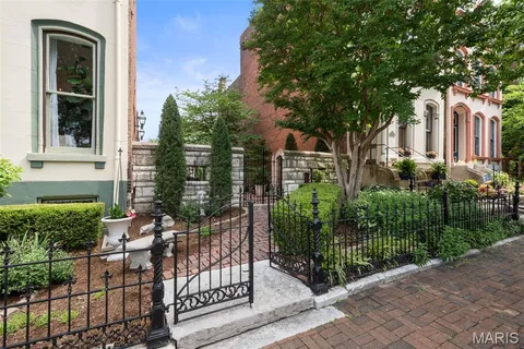 $754,900 | 1911 Hickory Street, St. Louis, MO 63104