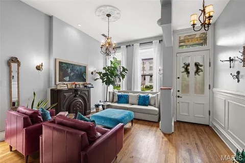 $754,900 | 1911 Hickory Street, St. Louis, MO 63104