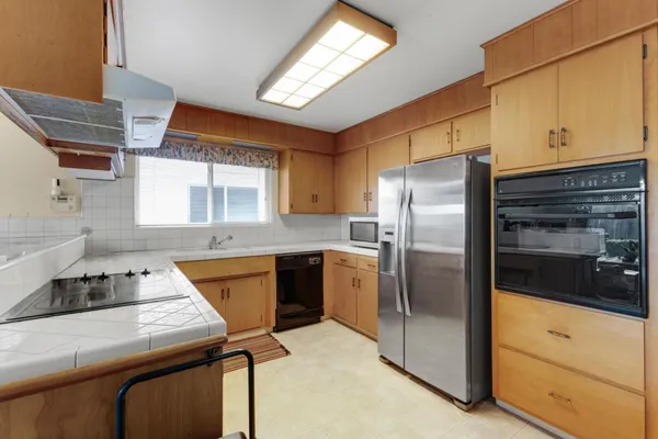 $829,999 | 1201 San Angelo Drive, Salinas, CA 93901