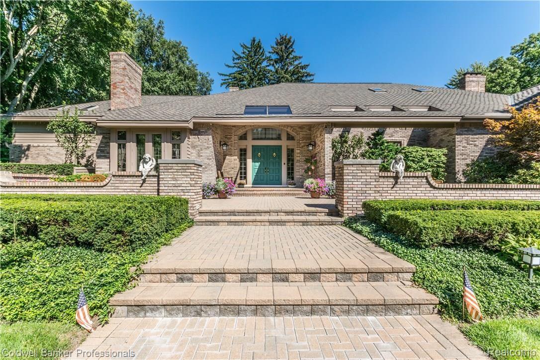 4665 Dover Road Bloomfield Hills, MI 48304 - Photo 1 of 63 4665 Dover-6.jpg