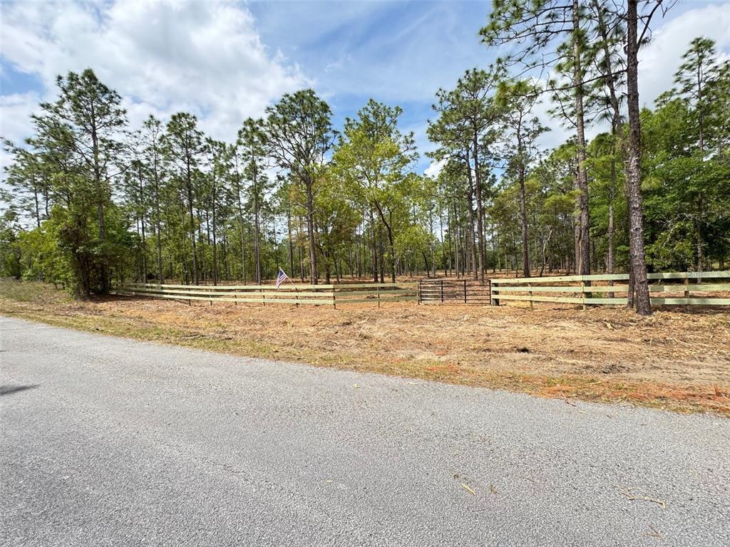 Southwest Deer Park Heights Road Dunnellon, FL 34431 - Photo 2 of 8