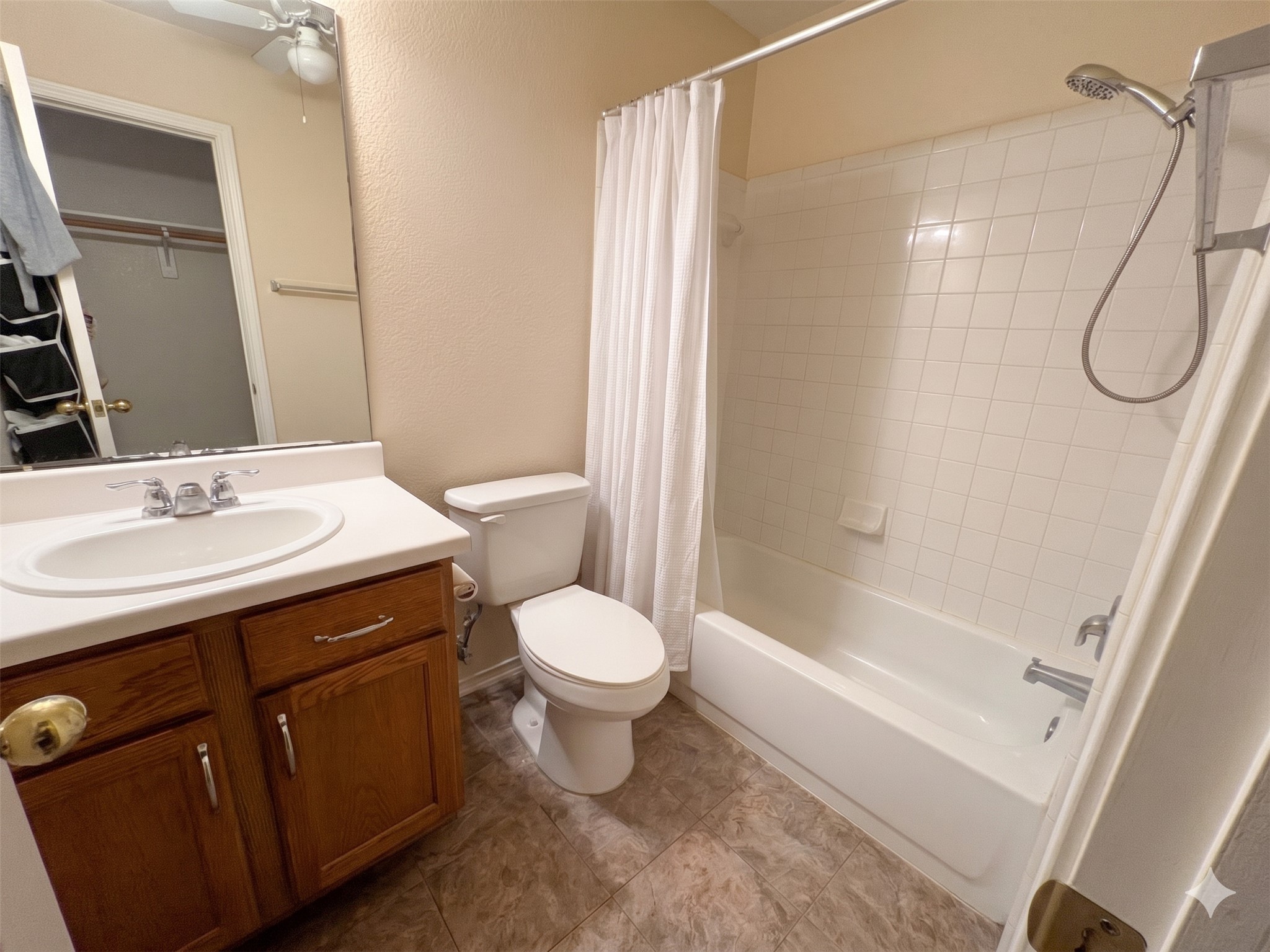 323 Precipice Way Georgetown, TX 78626 - Photo 10 of 13 Photos have been virtually staged and altered.