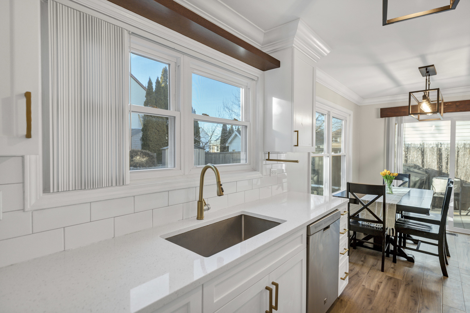 1215 Robin Drive Carol Stream, IL 60188 - Photo 10 of 25