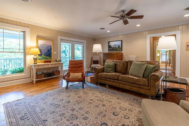 $883,000 | 16020 Mendota Road, Abingdon, VA 24210