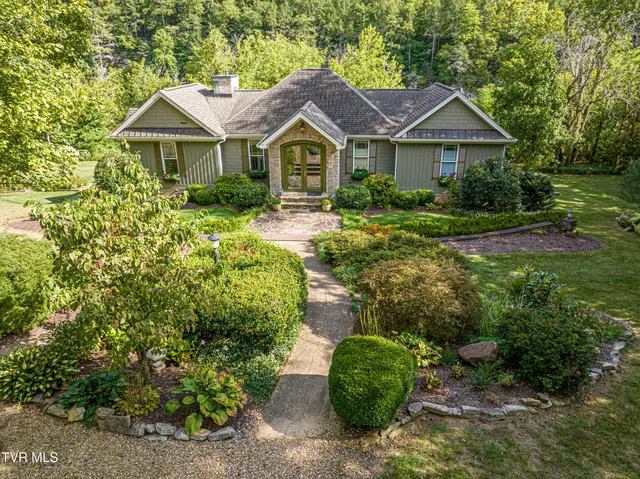 $883,000 | 16020 Mendota Road, Abingdon, VA 24210