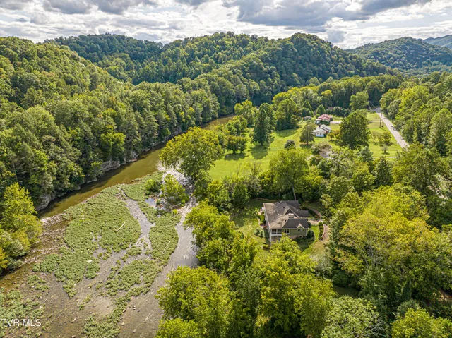 $883,000 | 16020 Mendota Road, Abingdon, VA 24210