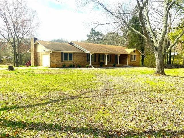$2,400 | 4135 Matt Highway, Cumming, GA 30040