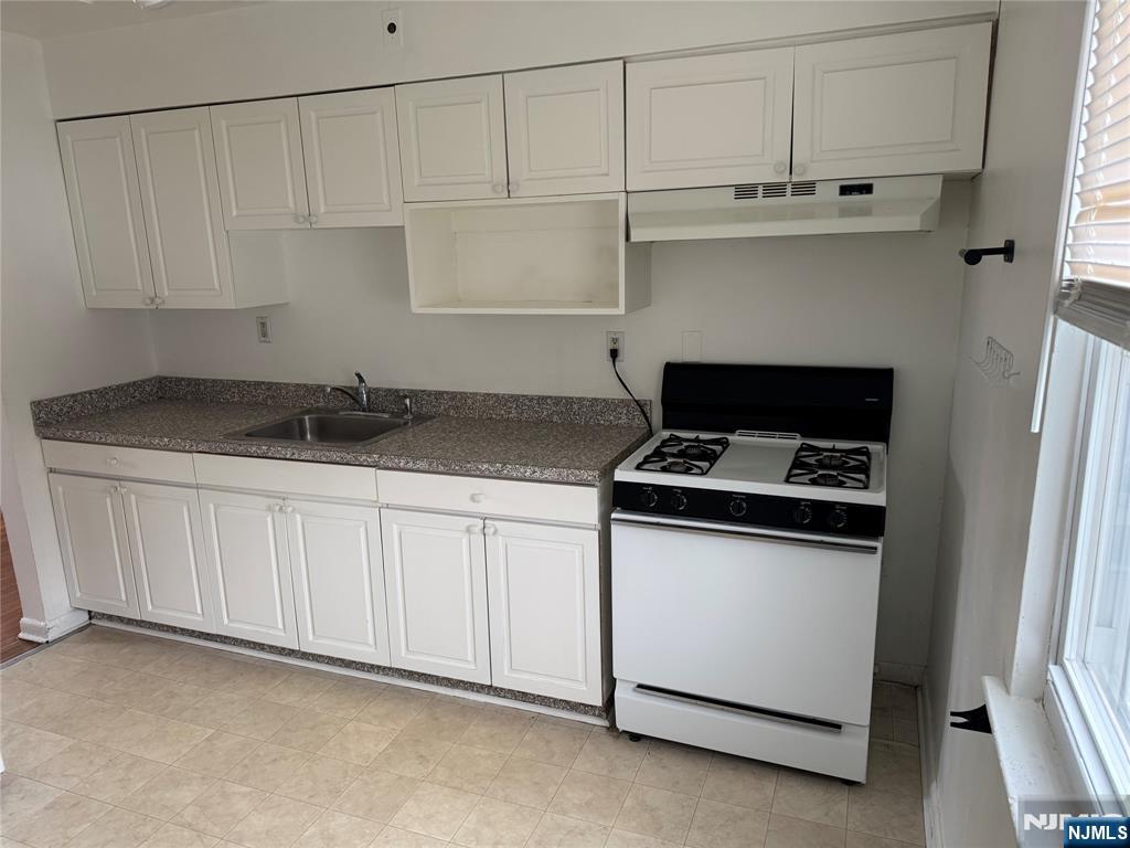 10 Engle Street, Unit 1 Tenafly, NJ 07670 - Photo 4 of 9