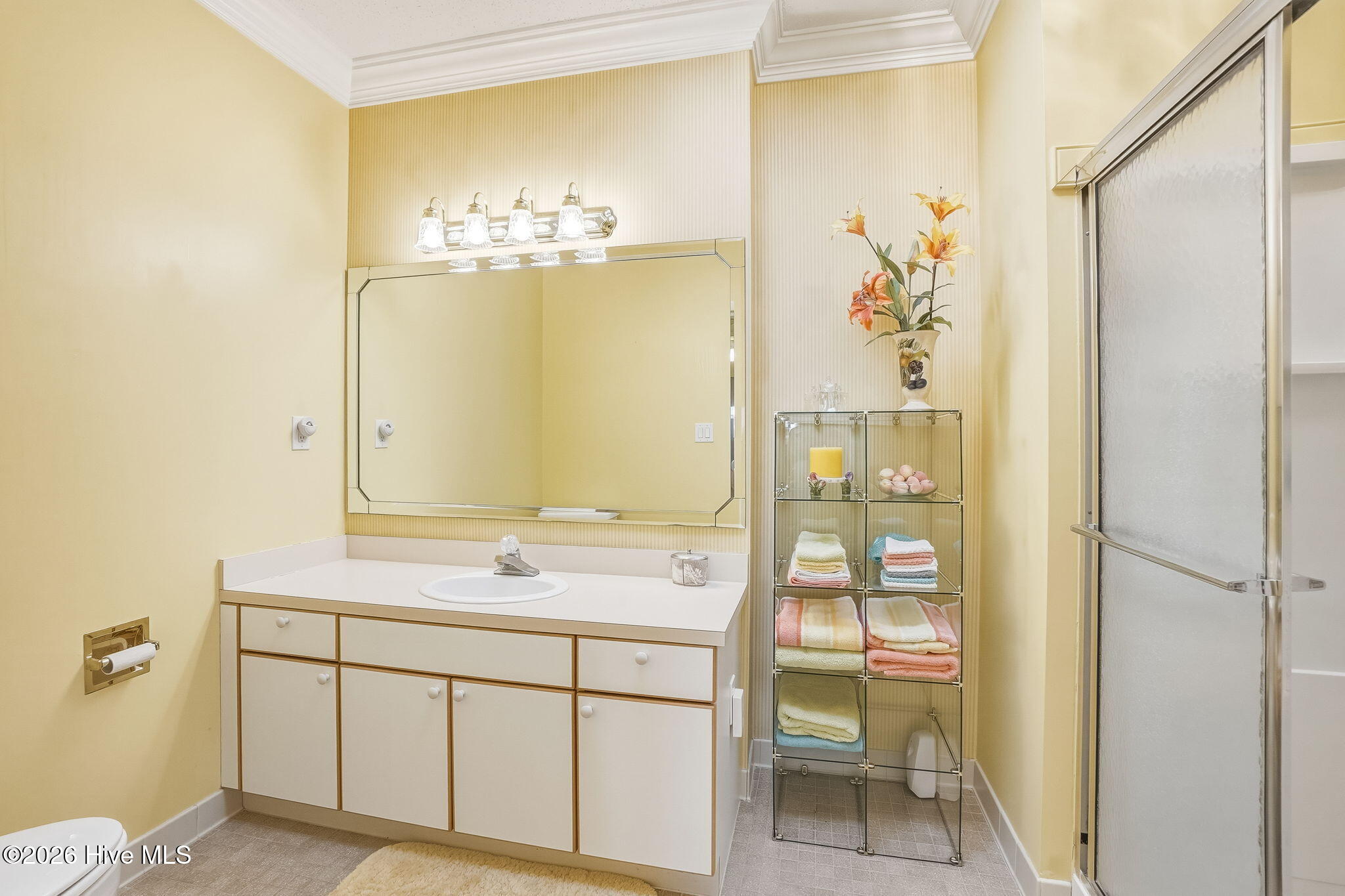 1505 Salter Path Road, Unit 603J Indian Beach, NC 28512 - Photo 26 of 50 Jack and Jill Bath