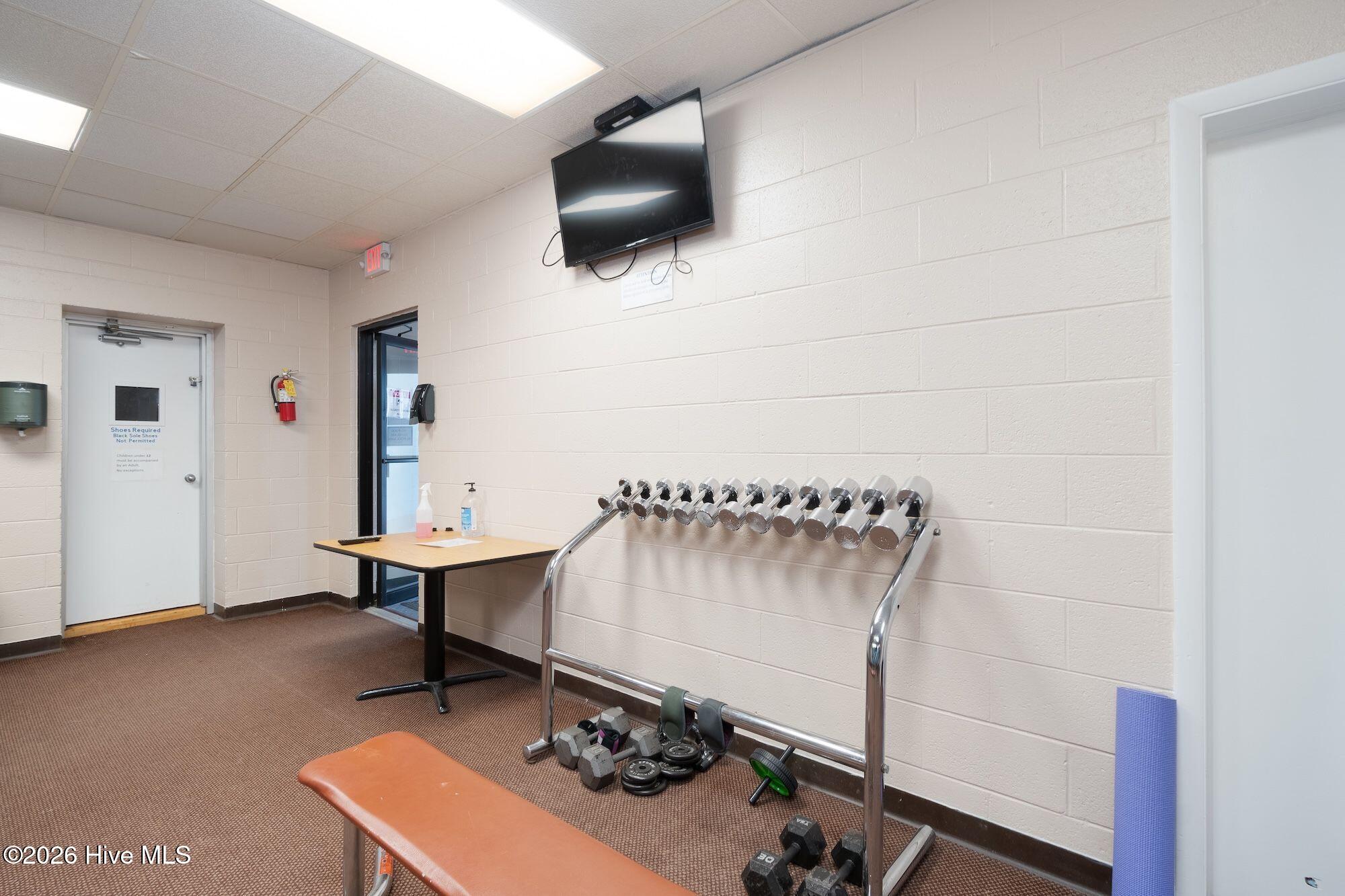 1505 Salter Path Road, Unit 603J Indian Beach, NC 28512 - Photo 41 of 50 Weight room