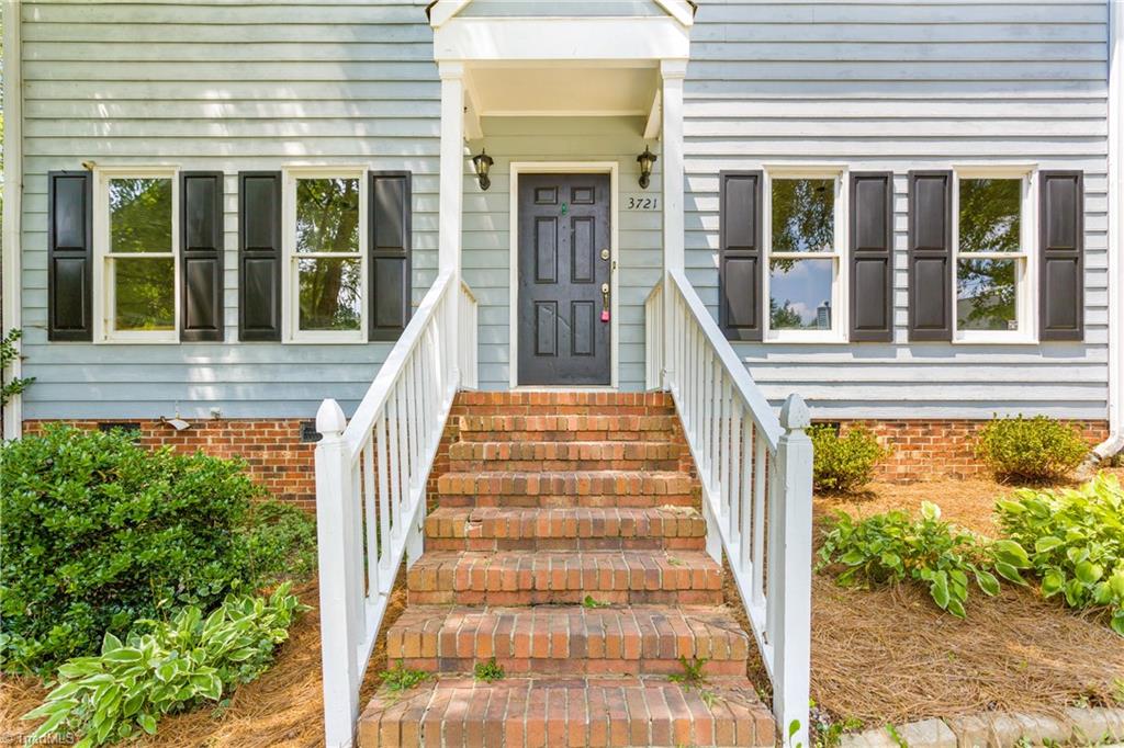 3721 Harrington Point High Point, NC 27265 - Photo 3 of 31 Gallery Image 3