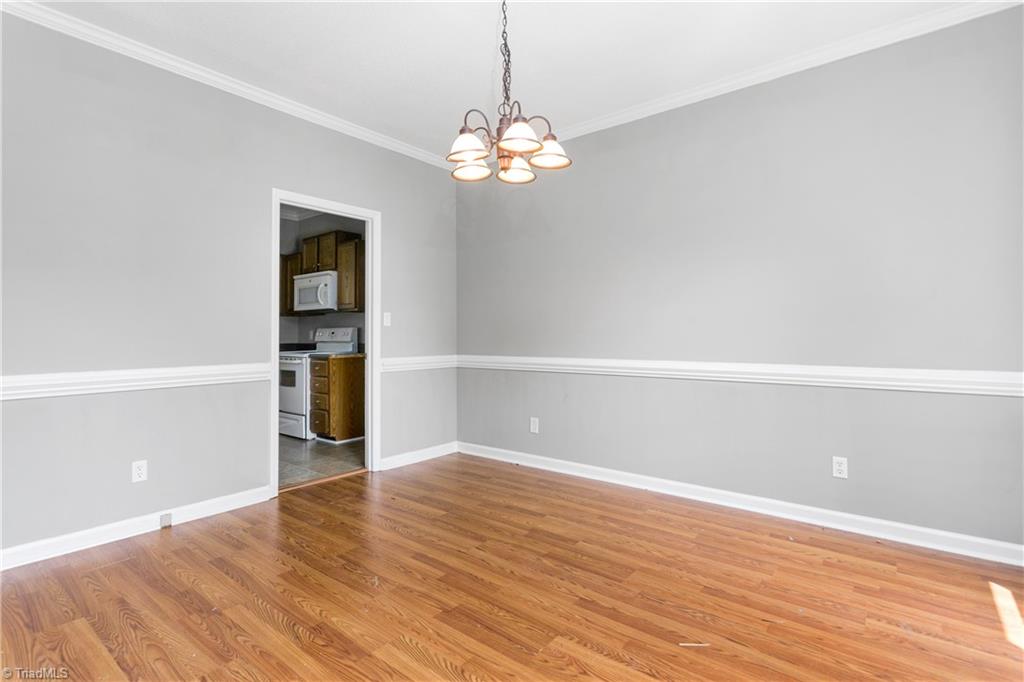 3721 Harrington Point High Point, NC 27265 - Photo 8 of 31 Gallery Image 8