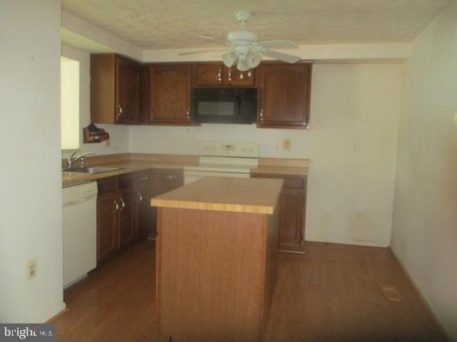 8 Rader Court Baltimore, MD 21234 - Photo 3 of 13