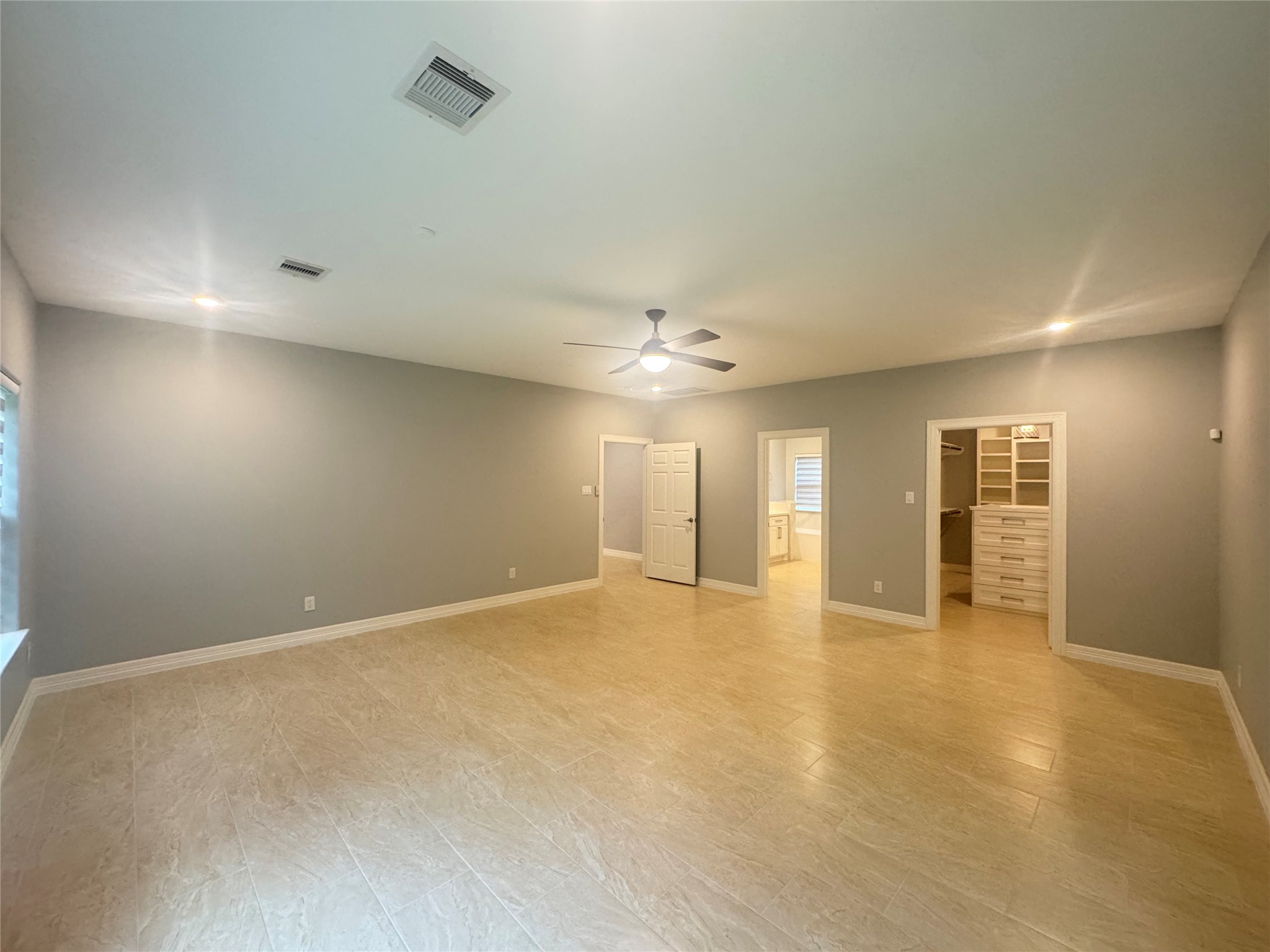 2010 Cherry Laurel Spring, TX 77386 - Photo 25 of 45 Reverse view