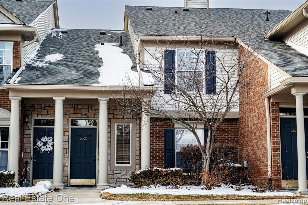 5305 Brookemonte Circle Rochester, MI 48306 - Photo 1 of 37 Gallery Image 1
