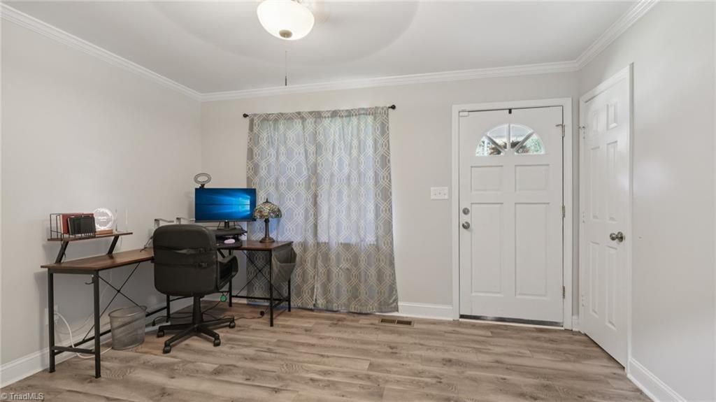 1608 Sharon Road Winston-Salem, NC 27103 - Photo 13 of 45 Gallery Image 13