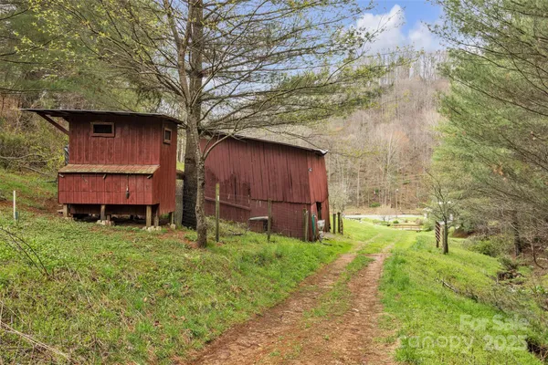 a house view with a backyard space