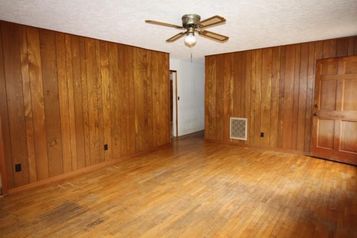 852 Wears Valley Road Townsend, TN 37882 - Photo 15 of 35 Gallery Image 15