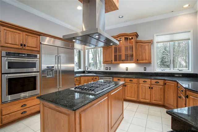 $625,000 | 15685 Kesselwood Trail, Marshall, MI 49068