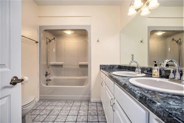 $625,000 | 15685 Kesselwood Trail, Marshall, MI 49068