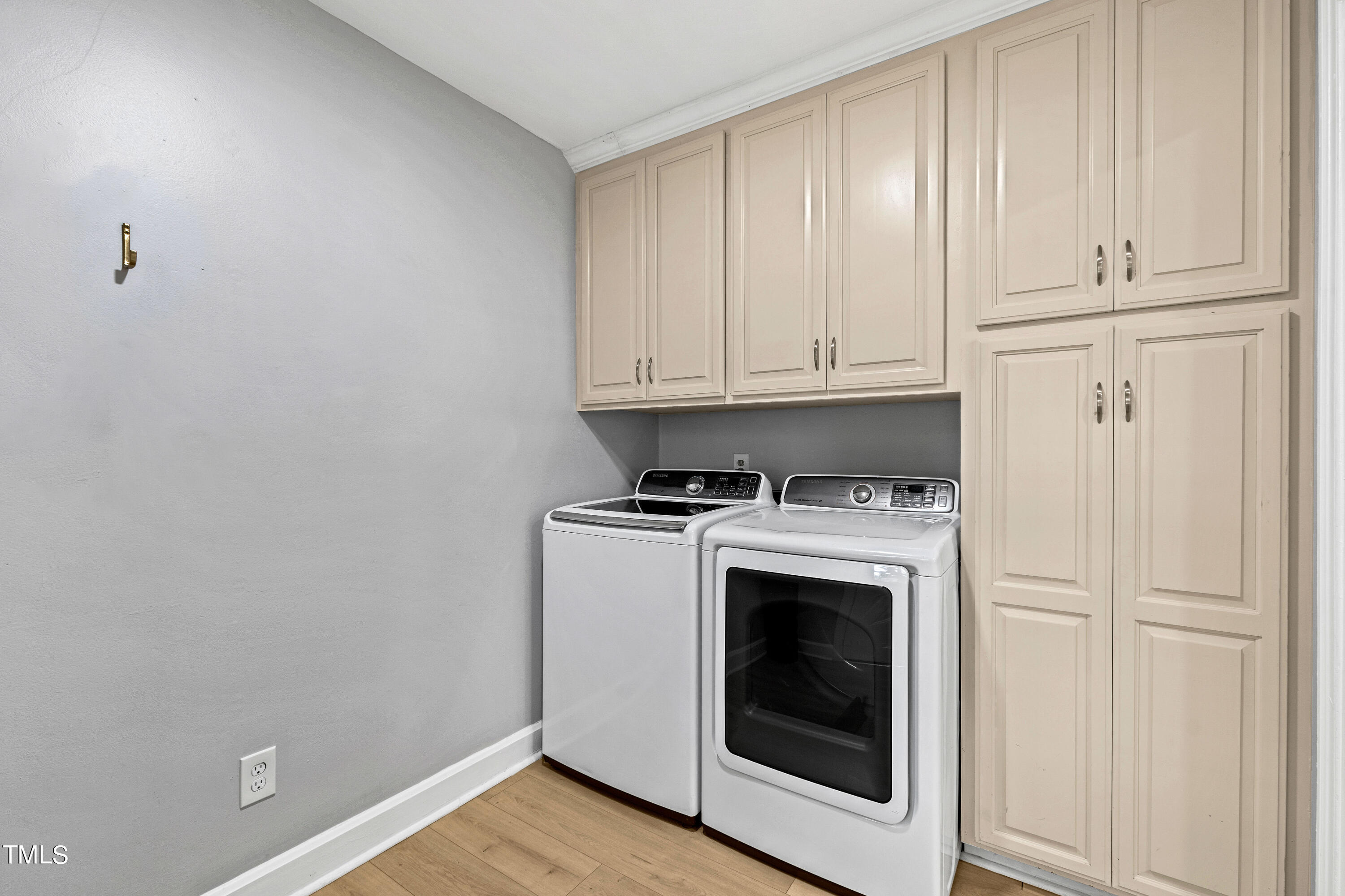 2105 Port Royal Road Raleigh, NC 27609 - Photo 17 of 36 LaundryA