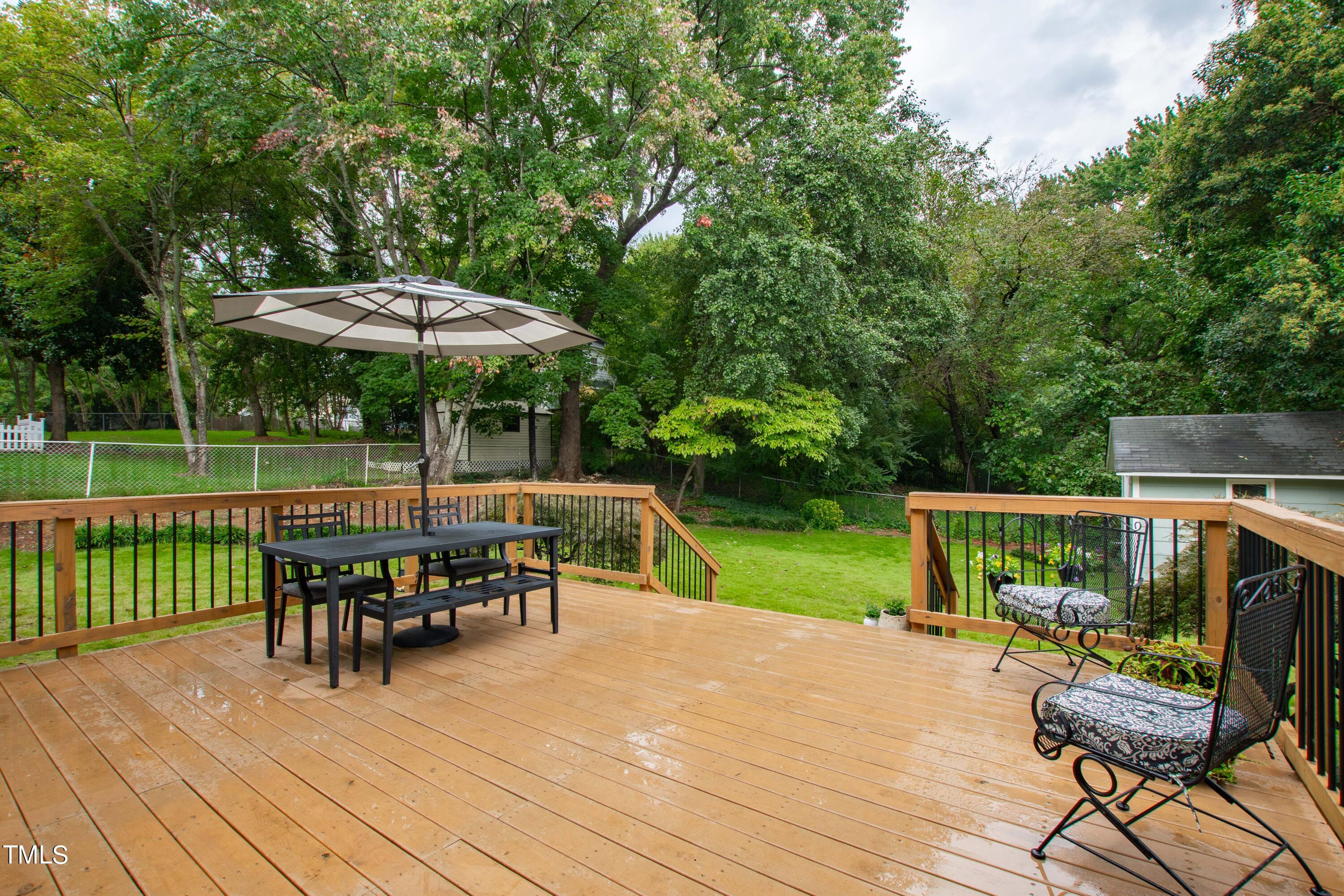 2105 Port Royal Road Raleigh, NC 27609 - Photo 32 of 36 DeckA