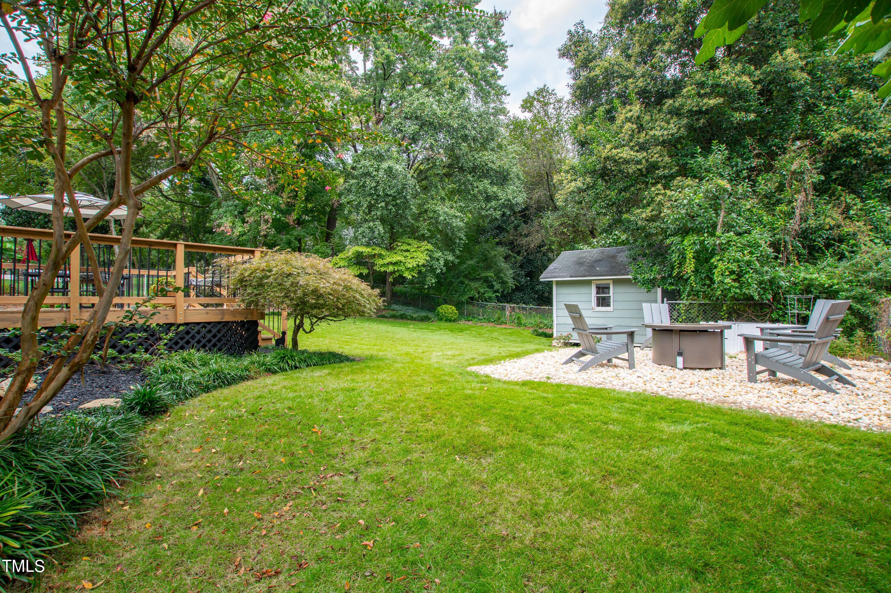 2105 Port Royal Road Raleigh, NC 27609 - Photo 34 of 36 YardA