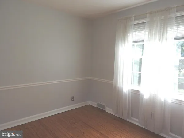 $2,750 | 110 Cambridge Avenue, Haddon Township, NJ 08108