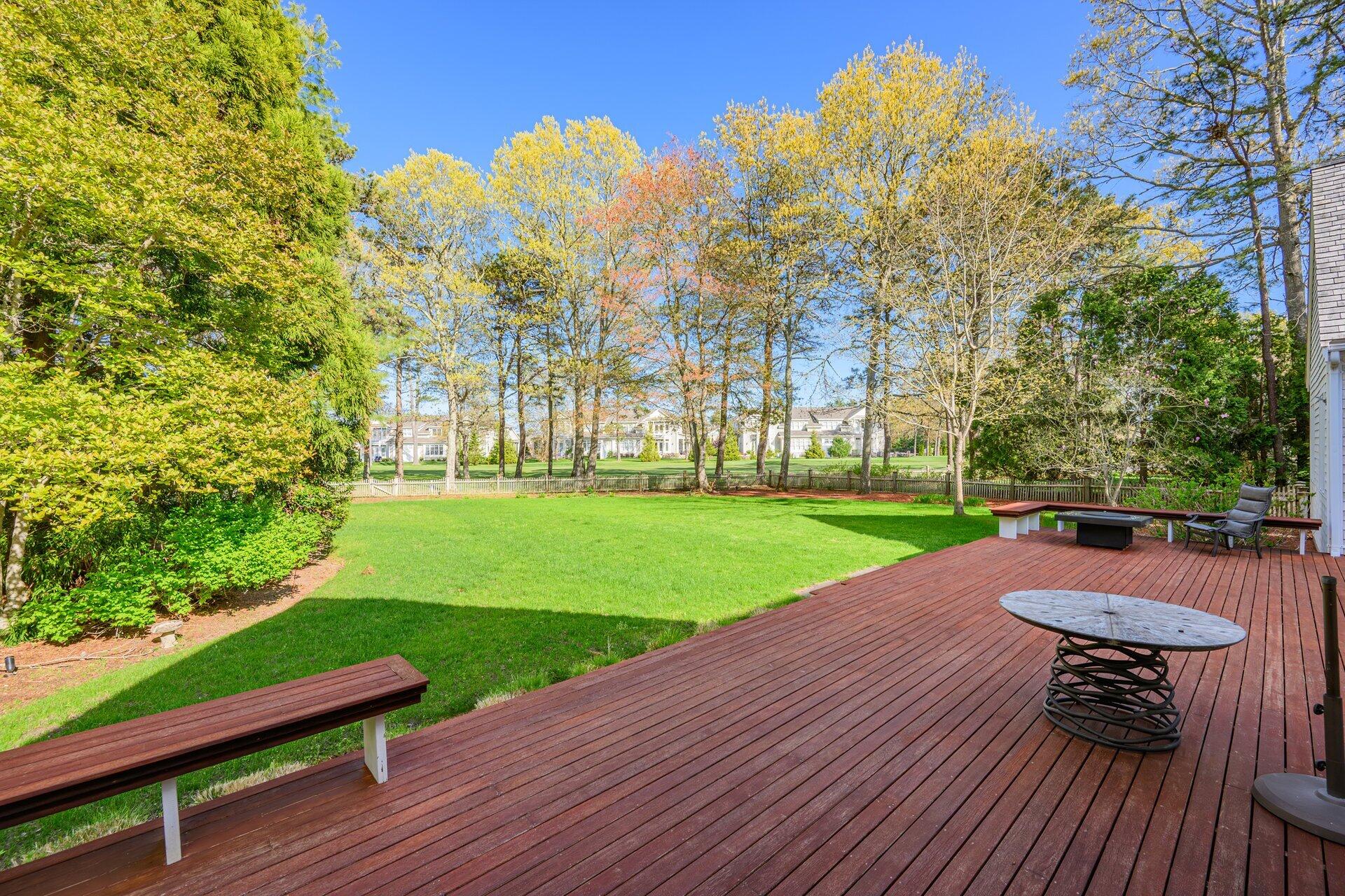 131 Dun Robin Road Mashpee, MA 02649 - Photo 3 of 28 3