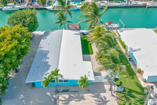 $725,000 | 471 9th Street, Key Colony Beach, FL 33051