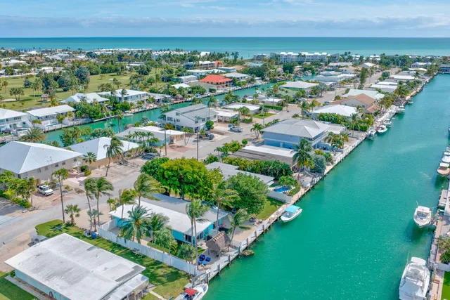 $699,000 | 471 9th Street, Key Colony Beach, FL 33051