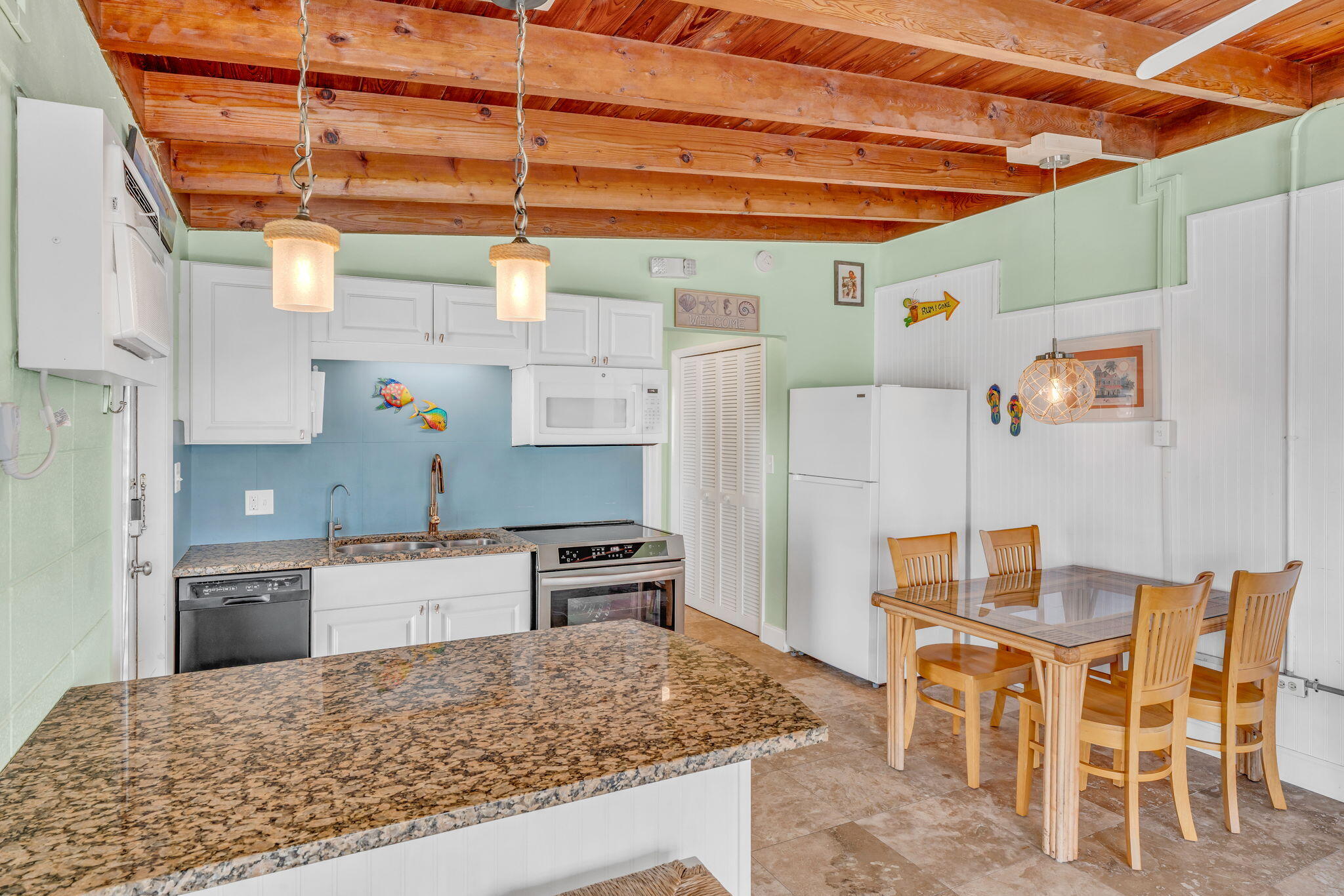 471 9th Street Key Colony Beach, FL 33051 - Photo 9 of 39 471 9th St