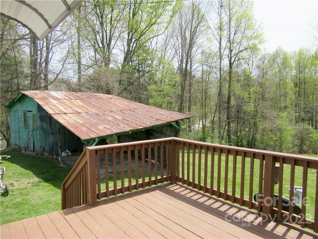 1243 Howard Gap Loop Road Flat Rock, NC 28731 - Photo 11 of 23 Gallery Image 11