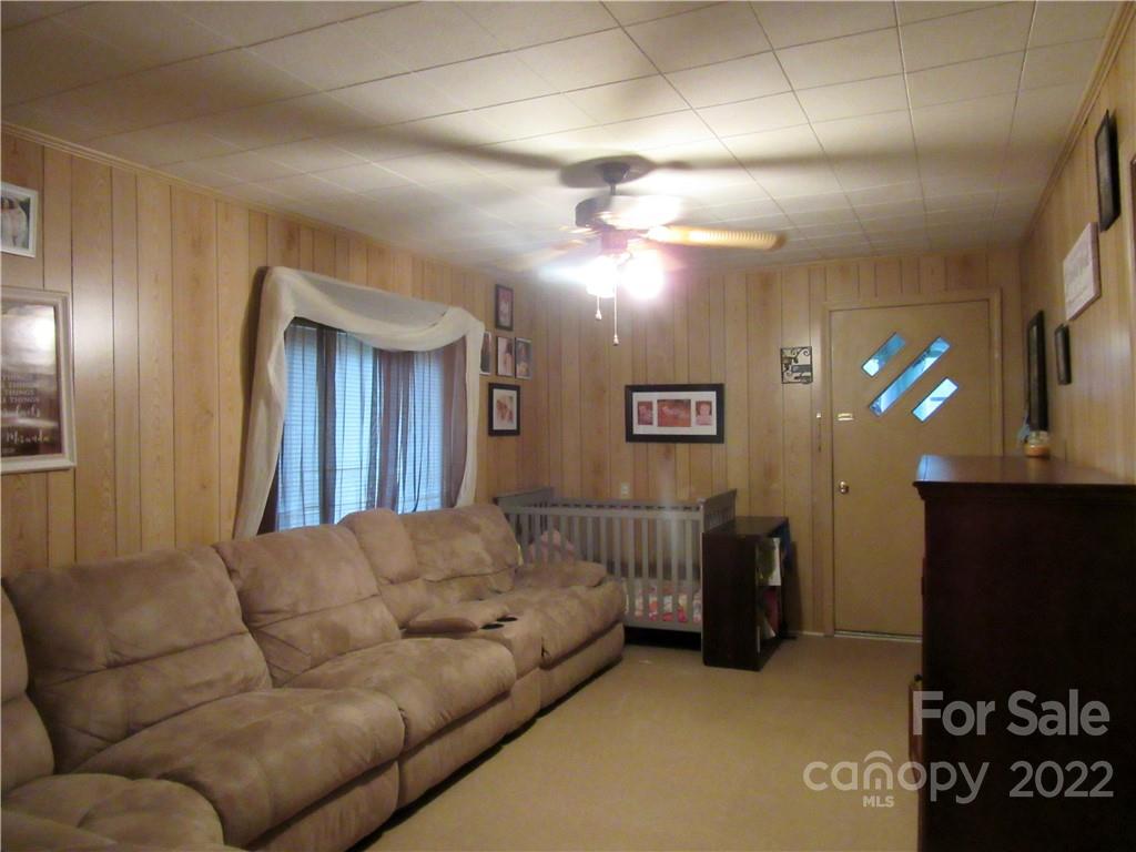 1243 Howard Gap Loop Road Flat Rock, NC 28731 - Photo 12 of 23 Gallery Image 12