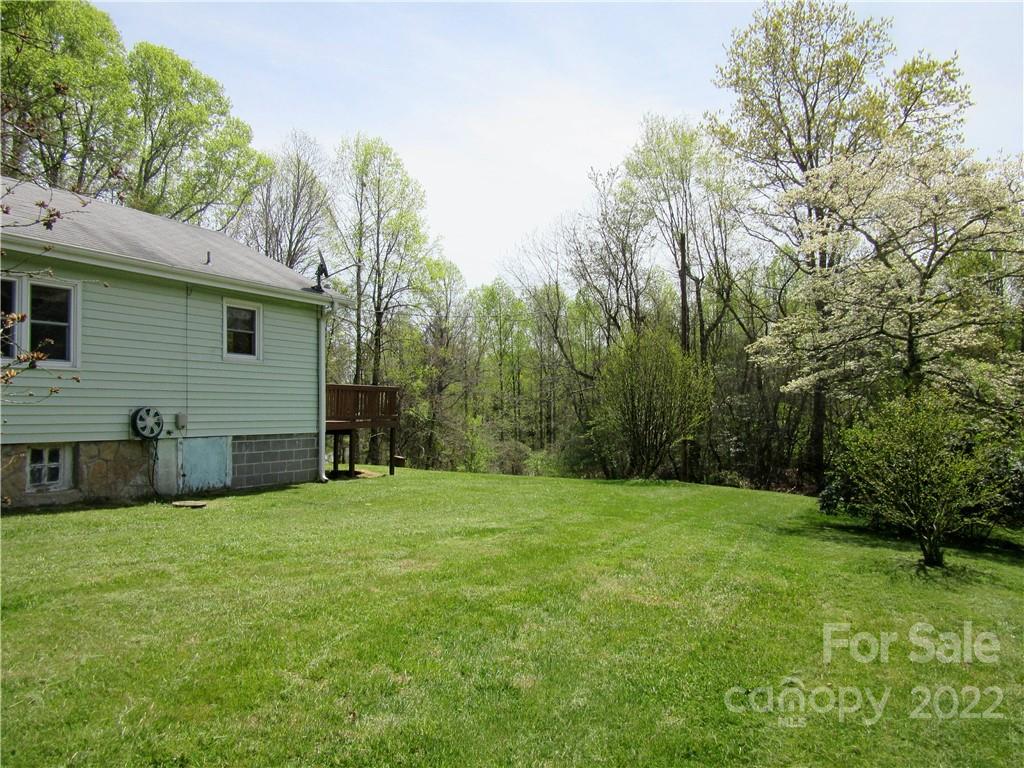 1243 Howard Gap Loop Road Flat Rock, NC 28731 - Photo 5 of 23 Gallery Image 5