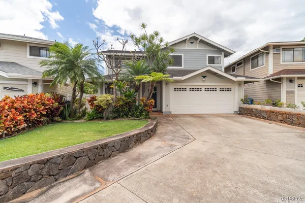 $4,500 | 94-1005 Mauele Street, Waipahu, HI 96797