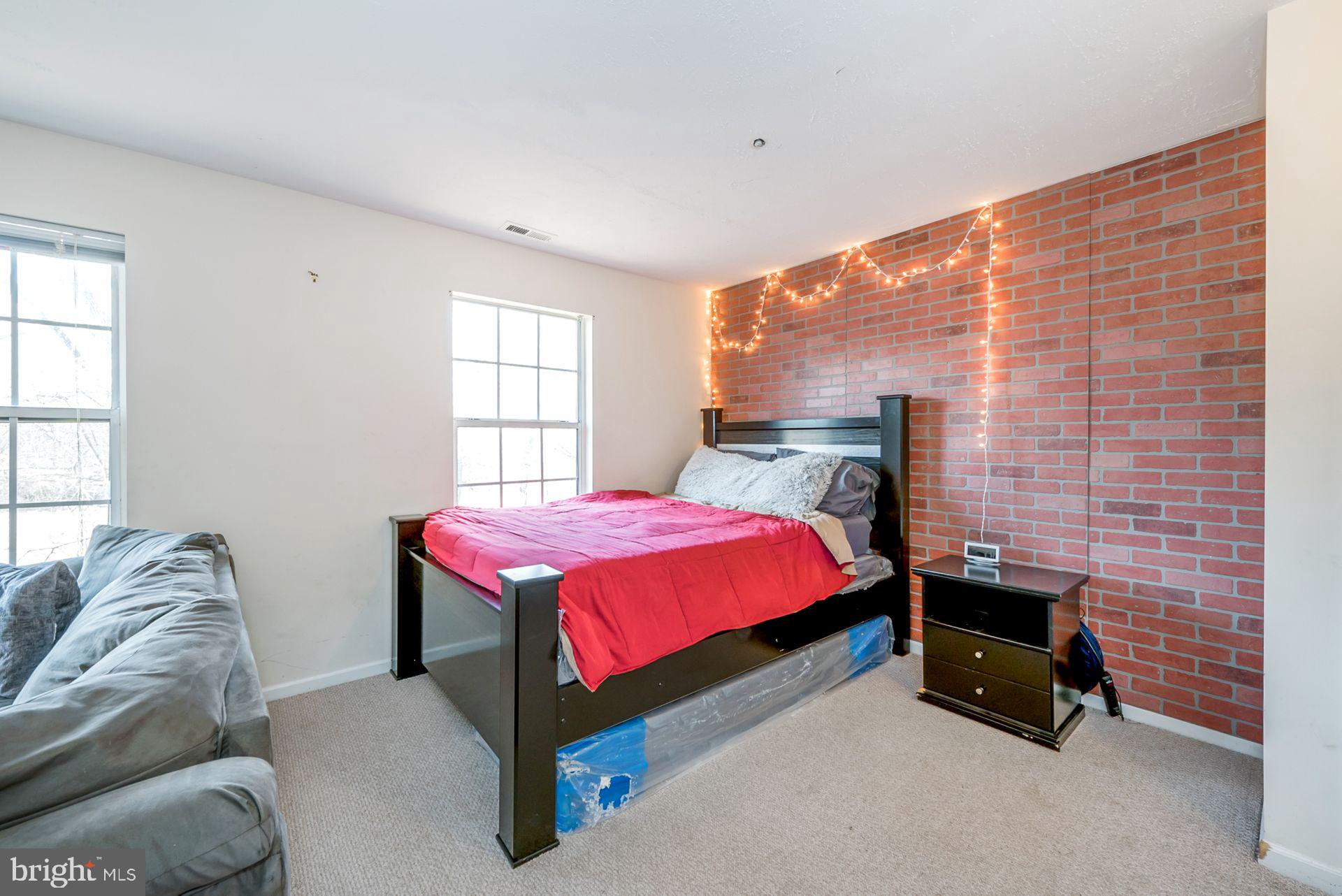 433 Brickhouse Road Princeton, NJ 08540 - Photo 3 of 9