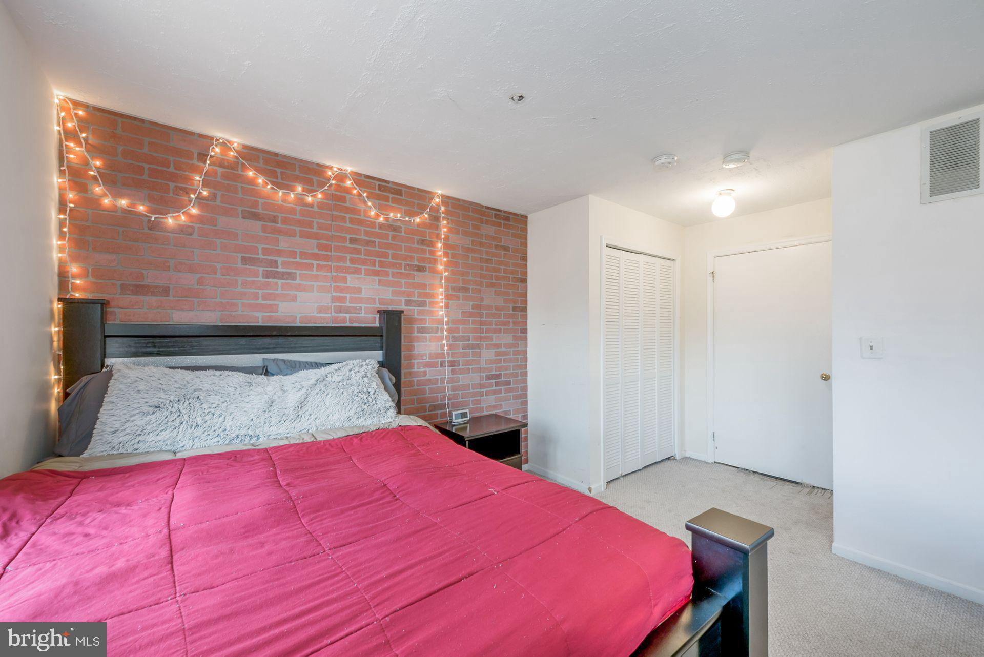 433 Brickhouse Road Princeton, NJ 08540 - Photo 4 of 9