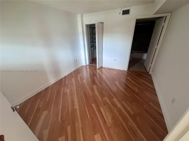 $2,350 | 102 Southwest 6th Avenue, Unit 404, Miami, FL 33130