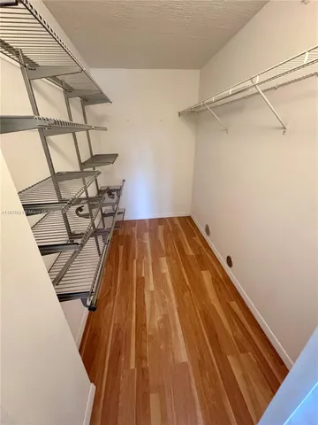 $2,350 | 102 Southwest 6th Avenue, Unit 404, Miami, FL 33130