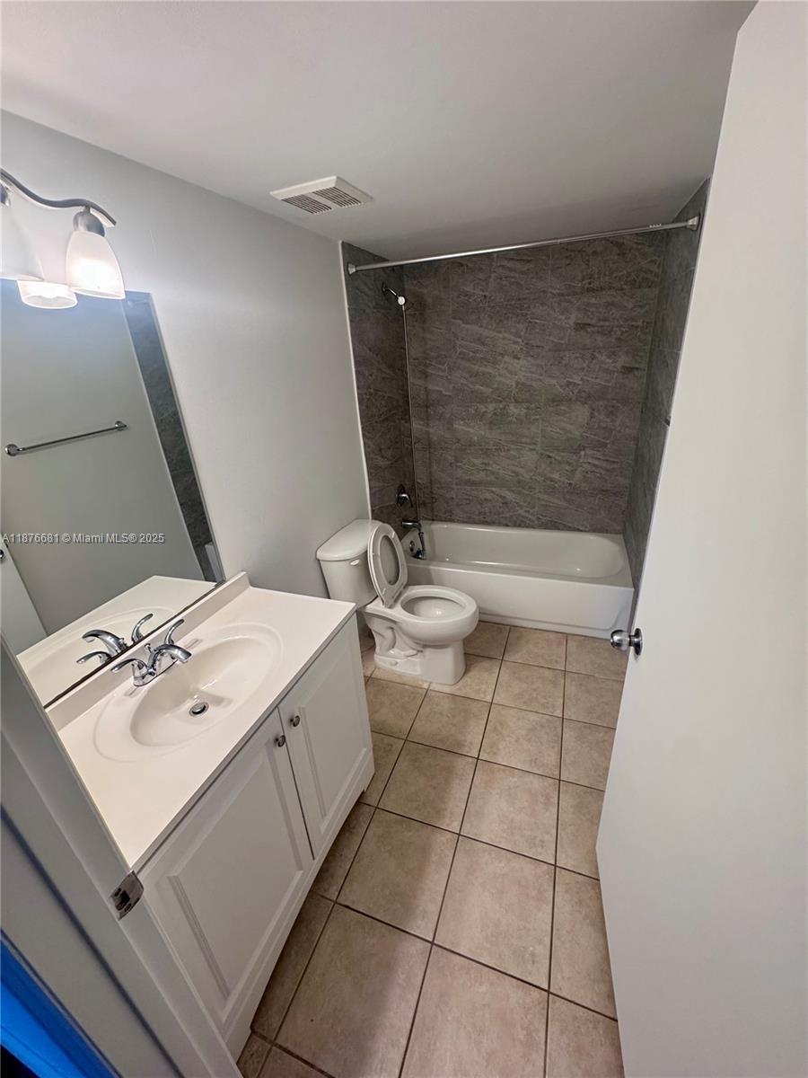 102 Southwest 6th Avenue, Unit 404 Miami, FL 33130 - Photo 10 of 15