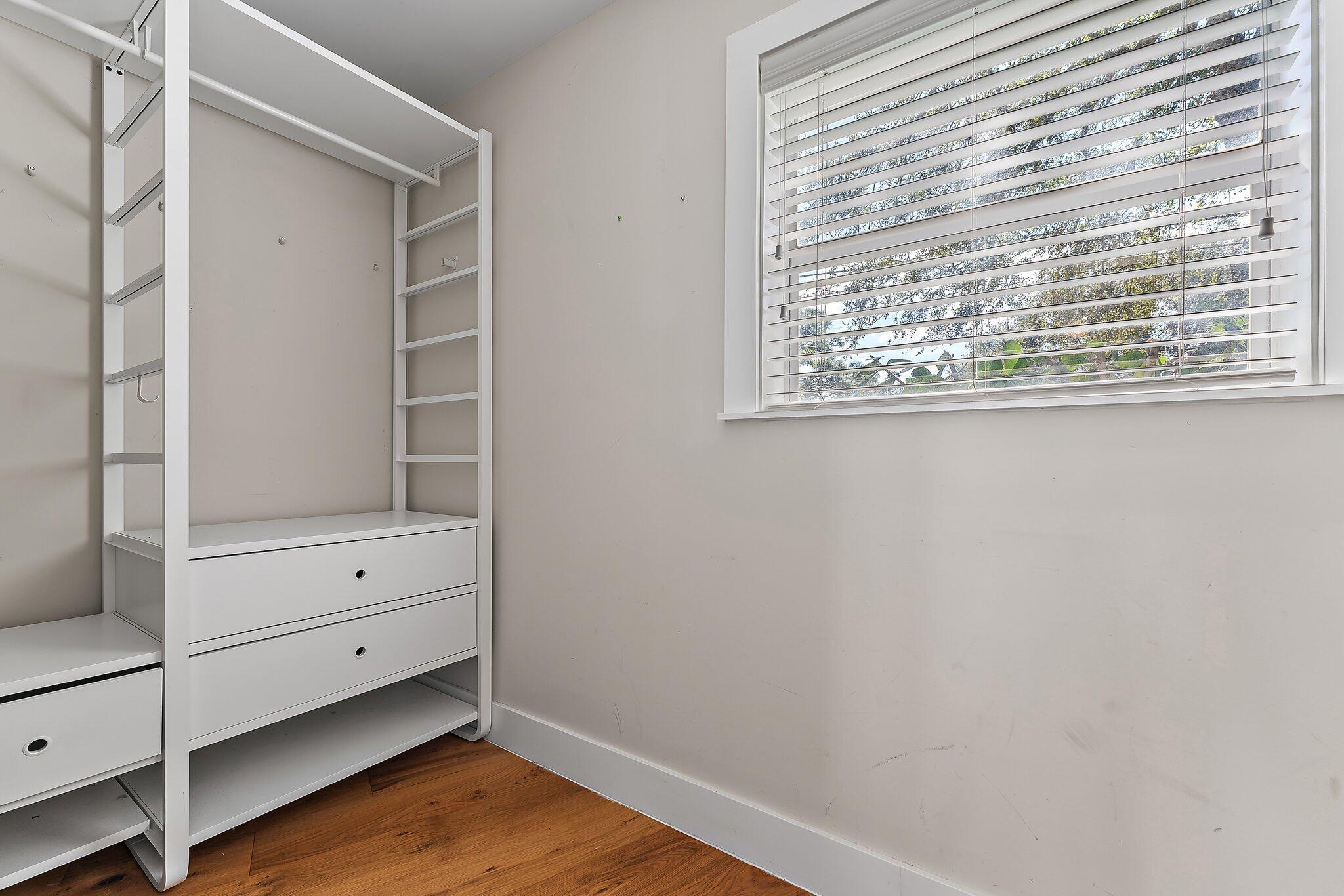 5692 Pennock Point Road Jupiter, FL 33458 - Photo 28 of 51 a view of an empty walk in closet