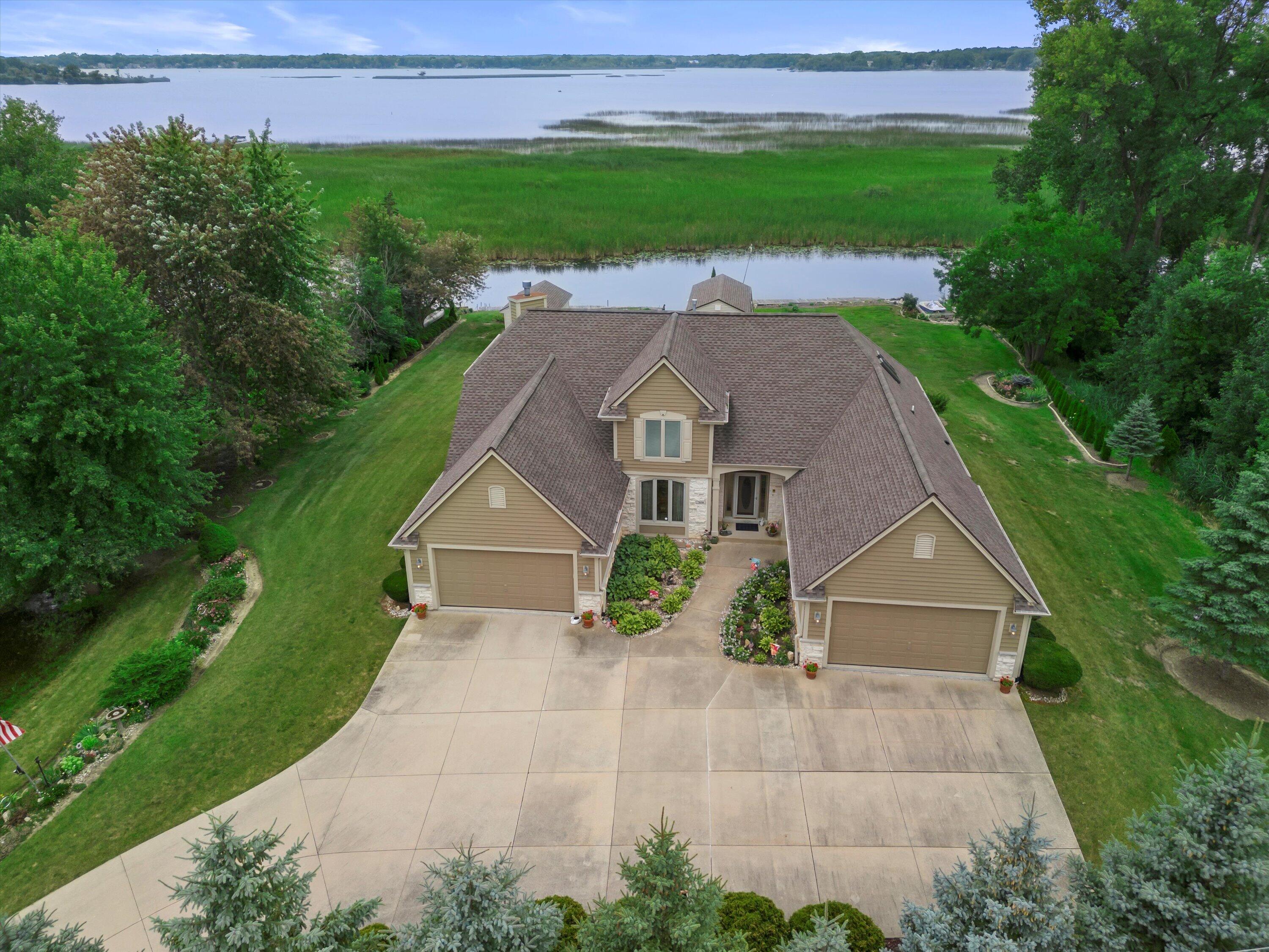 7850 East Wind Lake Road Norway, WI 53185 - Photo 1 of 1 Aerial of home