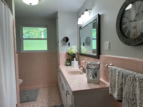 $369,000 | 224 Camellia Drive, Quincy, FL 32351