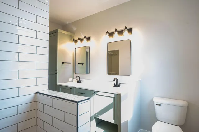 $537,500 | 347 Southern Drive, Holmen, WI 54636