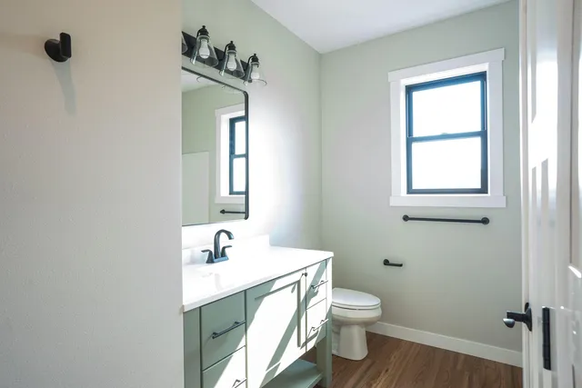 $537,500 | 347 Southern Drive, Holmen, WI 54636