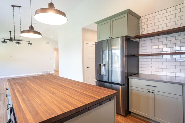 $530,000 | 347 Southern Drive, Holmen, WI 54636