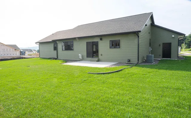$537,500 | 347 Southern Drive, Holmen, WI 54636