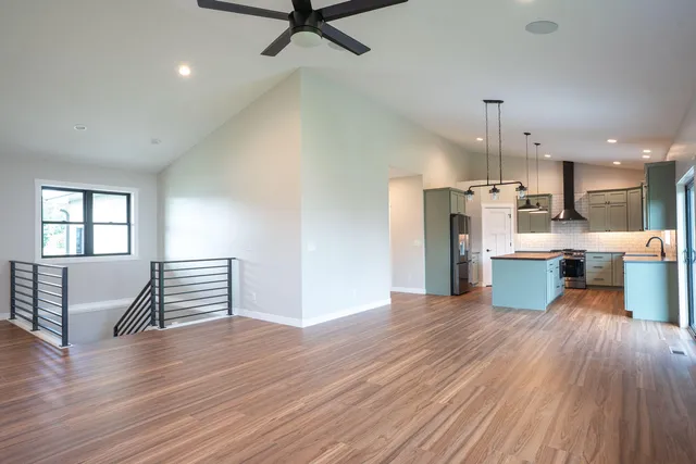 $537,500 | 347 Southern Drive, Holmen, WI 54636