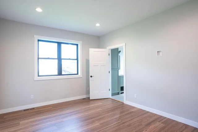 $537,500 | 347 Southern Drive, Holmen, WI 54636